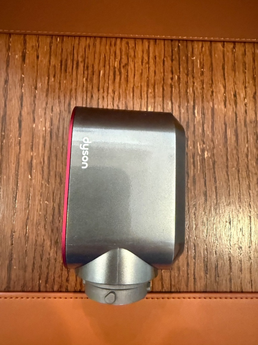 Dyson Airwrap Multi Styler Bundle in Fuschia/Nickel with case - Picture 12 of 14